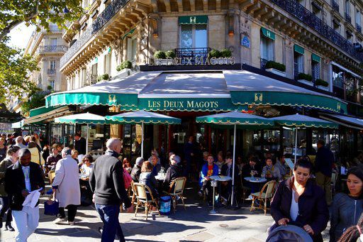 Drinks in Paris 02